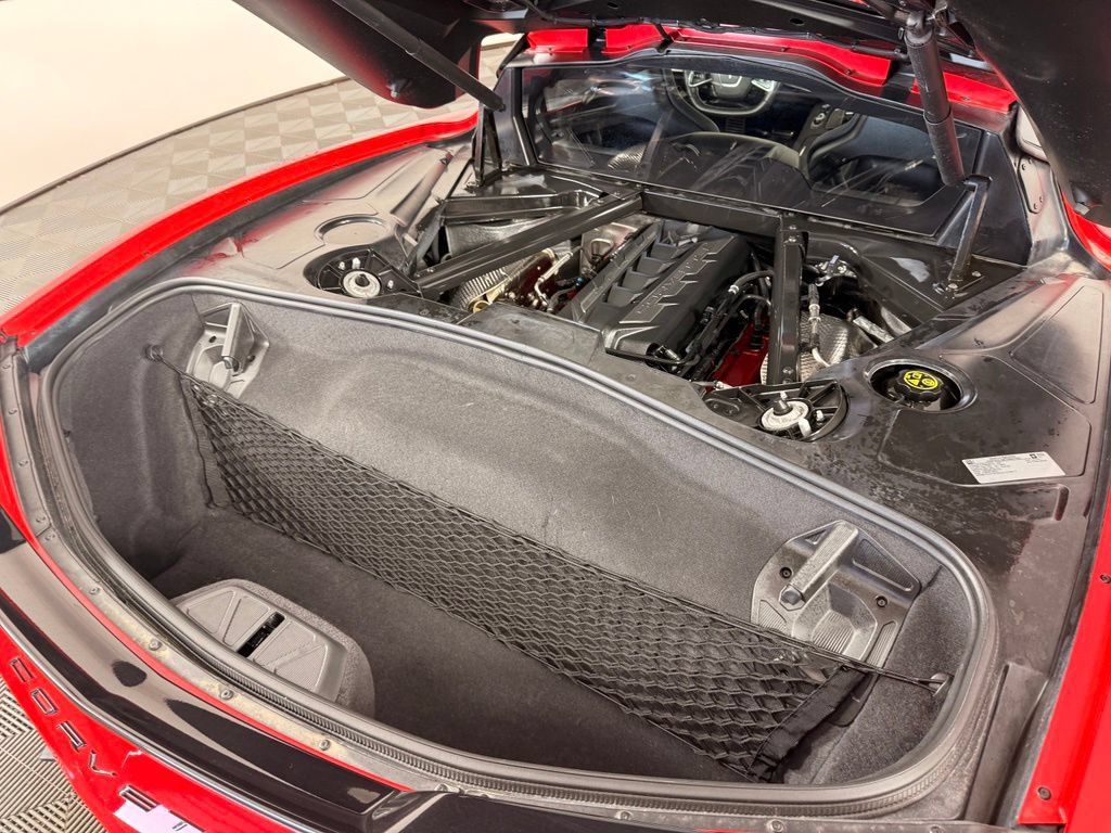 Used 2020 Chevrolet Corvette Stingray Preferred Cpe w/ 2LT Preferred Equipment Group RWD image 21