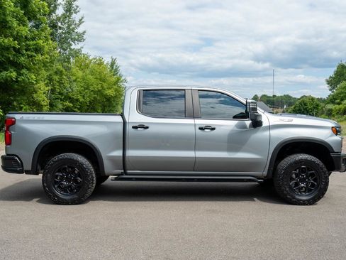 Used 2024 Chevrolet Silverado 1500 ZR2 w/ ZR2 Bison Edition AWD/4WD image 2