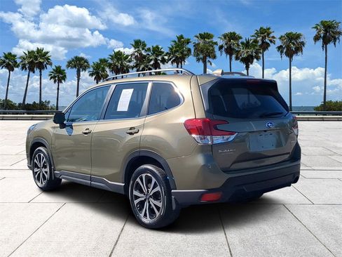 Certified 2023 Subaru Forester Limited image 4