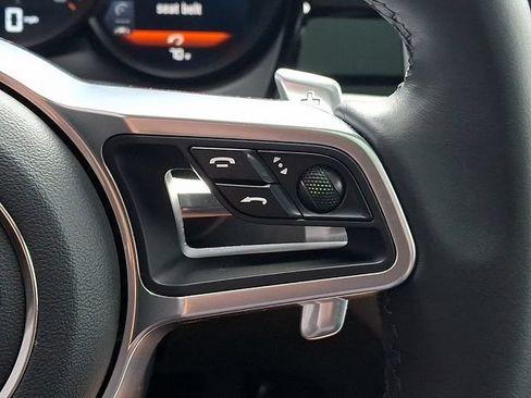 Certified 2020 Porsche Macan AWD/4WD image 26