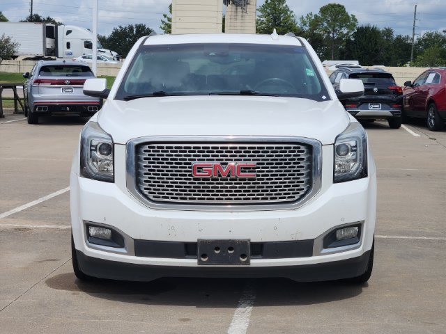 Used 2017 GMC Yukon Denali w/ Enhanced Security Package RWD image 2