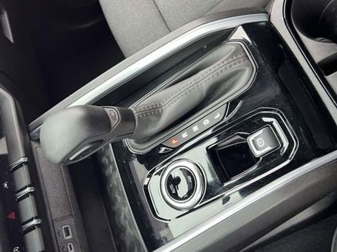 Certified 2025 Chevrolet Colorado W/T w/ WT Custom Package image 20