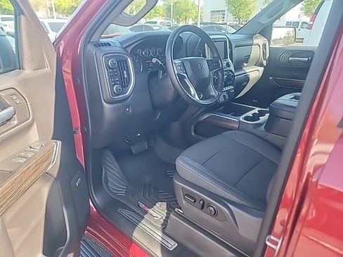 Used 2020 Chevrolet Silverado 1500 RST AWD/4WD image 6