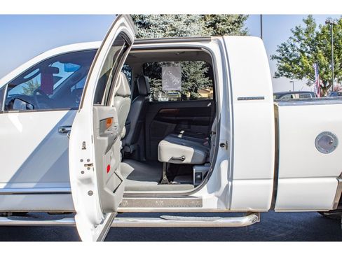 Used 2007 Dodge Ram 2500 Truck Laramie w/ Protection Group AWD/4WD image 15