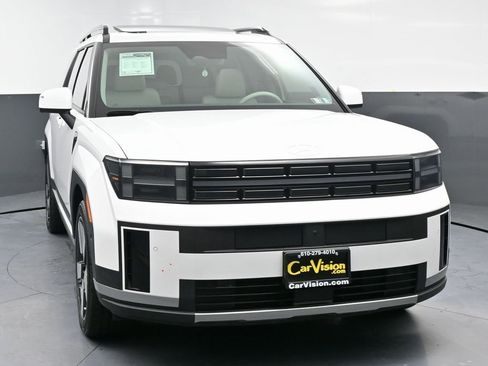 Used 2024 Hyundai Santa Fe Limited image 4