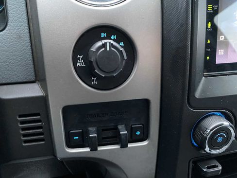 Used 2013 Ford F150 XLT w/ Luxury Equipment Group image 18