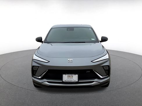 Used 2025 Buick Envista Sport Touring image 4