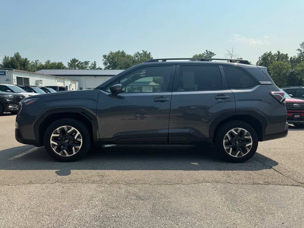 Used 2025 Subaru Forester Premium w/ Convenience Package #1 AWD/4WD image 8