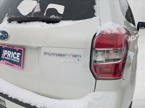 Used 2014 Subaru Forester 2.5i Limited w/ Popular Package #2 image 10