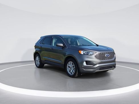 Used 2024 Ford Edge SEL AWD/4WD image 2