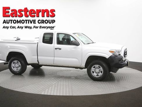Used 2020 Toyota Tacoma SR RWD image 46