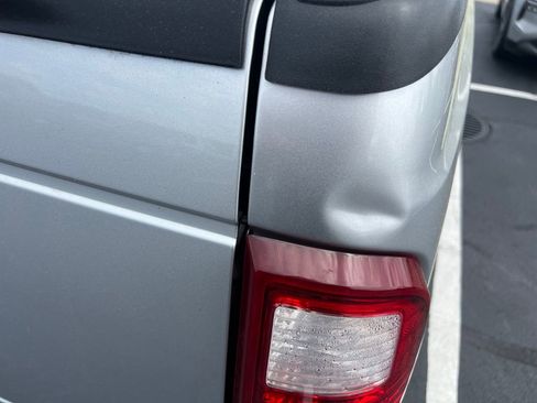 Used 2015 Ford F250 XLT w/ XLT Interior Package AWD/4WD image 11