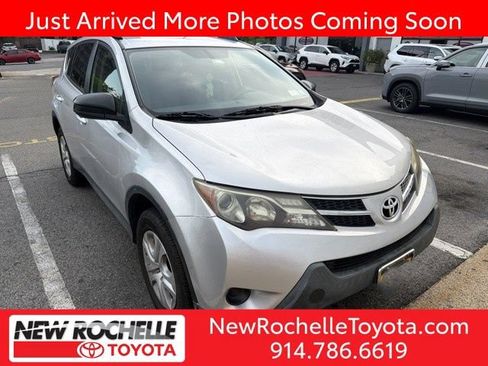 Used 2014 Toyota RAV4 LE AWD/4WD image 1