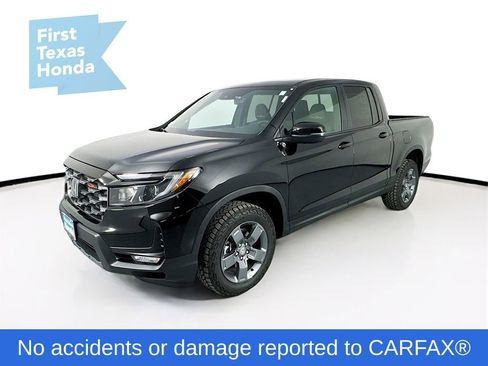 Used 2025 Honda Ridgeline TrailSport image 3
