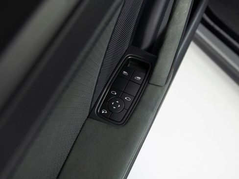 Certified 2025 Porsche 911 Carrera 4 GTS AWD/4WD image 21