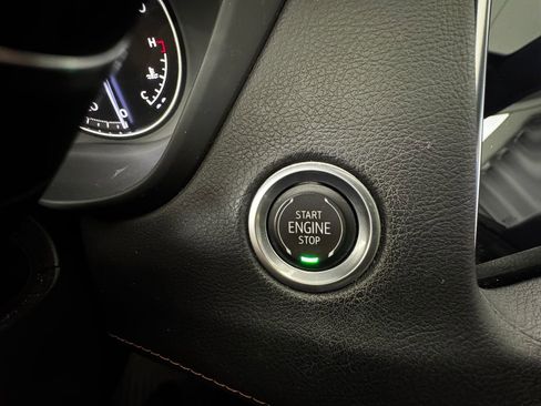 Used 2020 Cadillac XT4 Sport image 29