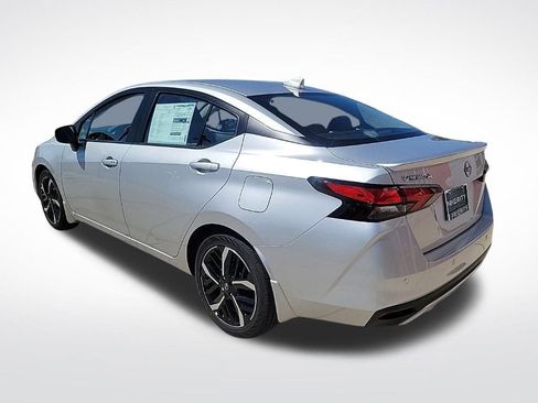New 2025 Nissan Versa SR w/ Trunk Package image 3