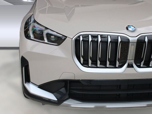 Used 2026 BMW X1 xDrive28i image 11