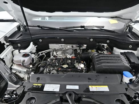 Used 2024 Volkswagen Atlas SE image 15