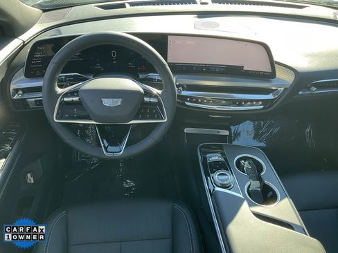 Used 2024 Cadillac Lyriq Sport image 35