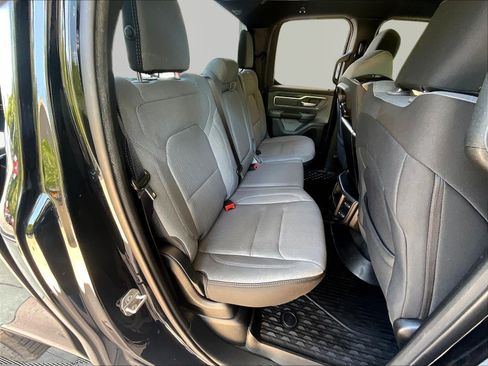 Used 2021 RAM 1500 Big Horn AWD/4WD image 24