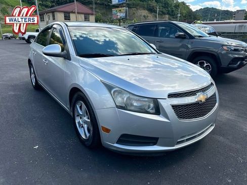 Used 2012 Chevrolet Cruze LT FWD image 1
