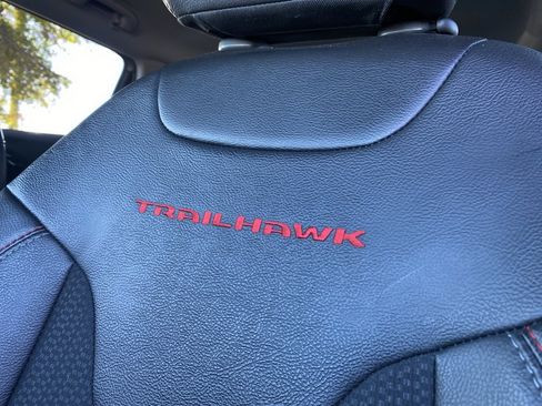 Used 2022 Jeep Compass Trailhawk w/ Trailhawk Convenience Group image 23