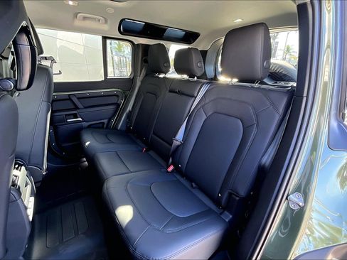 New 2026 Land Rover Defender 110 S image 10