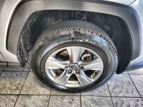 Certified 2025 Toyota RAV4 LE AWD/4WD image 10