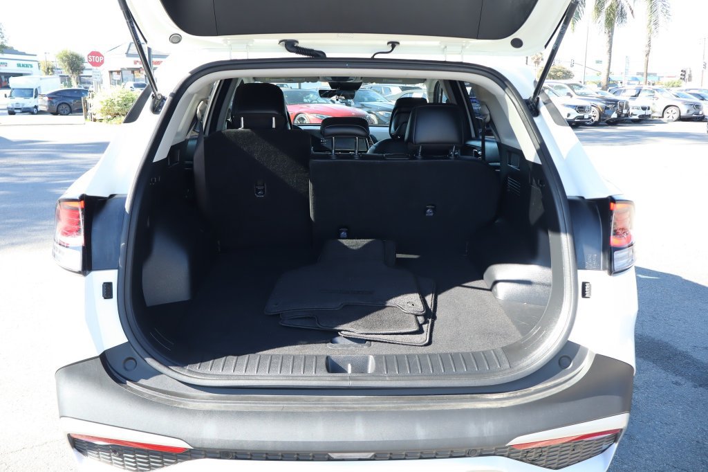 Used 2024 Kia Sportage EX AWD/4WD image 37