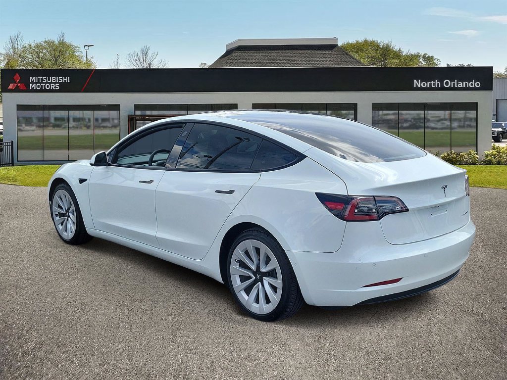 Used 2022 Tesla Model 3 Long Range AWD/4WD image 3