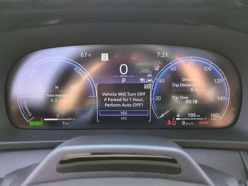 Used 2025 Toyota Crown Signia image 11