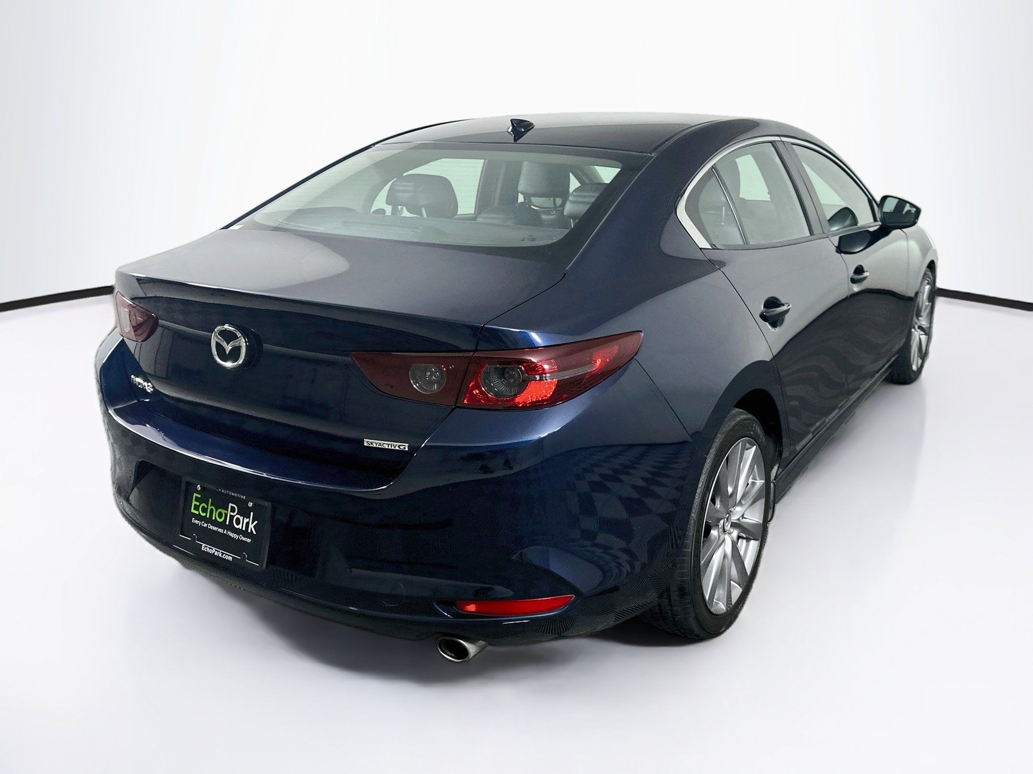 Used 2019 MAZDA MAZDA3 Sedan w/ Preferred Package FWD image 9