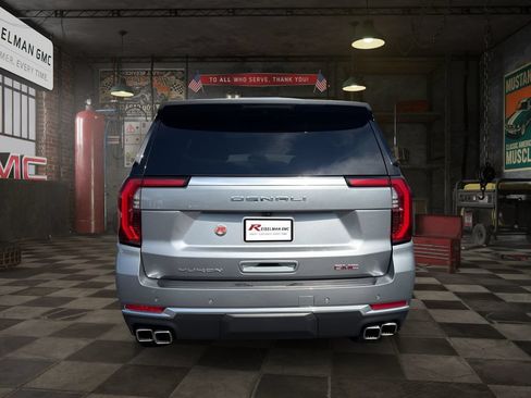 Used 2026 GMC Yukon Denali w/ Sun & Power Step Package AWD/4WD image 6