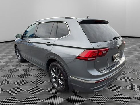 Used 2022 Volkswagen Tiguan SE image 5