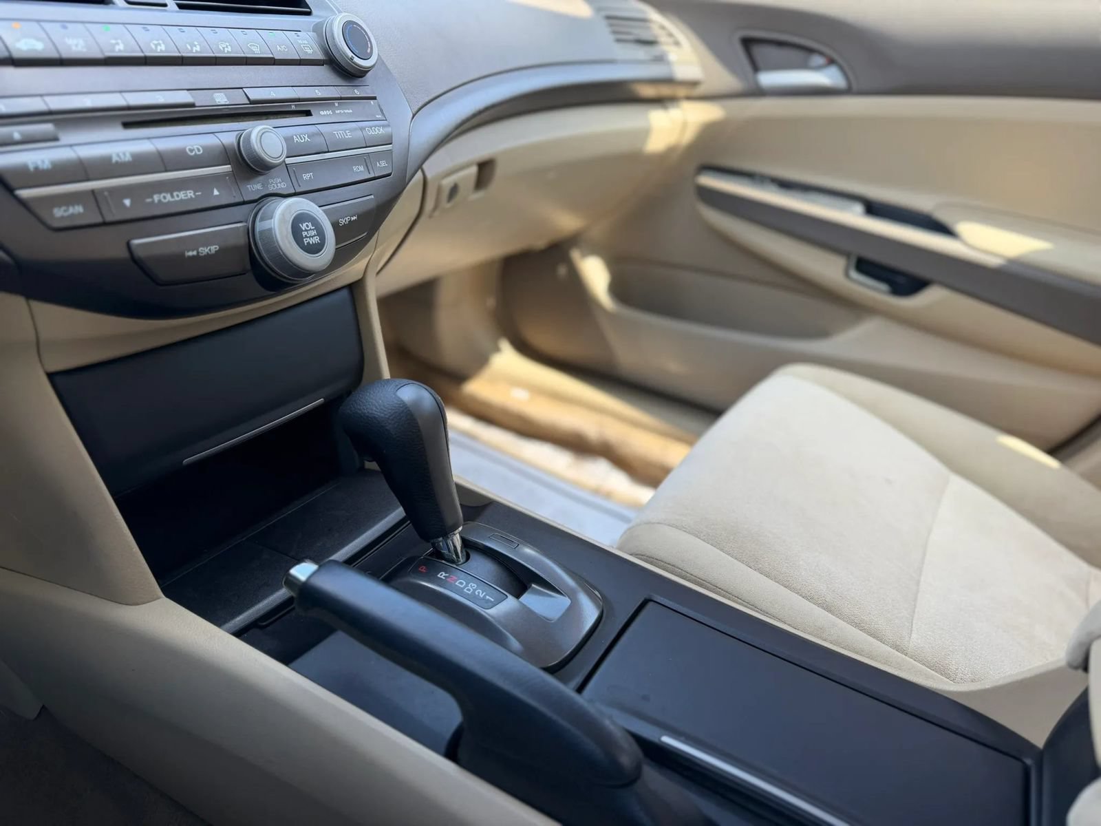 Used 2009 Honda Accord LX image 18