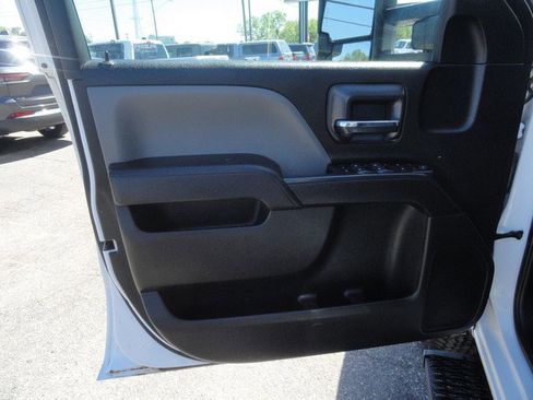 Used 2019 Chevrolet Silverado 2500 W/T w/ WT Convenience Package RWD image 11