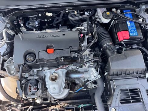 Used 2024 Honda Civic Sport image 33