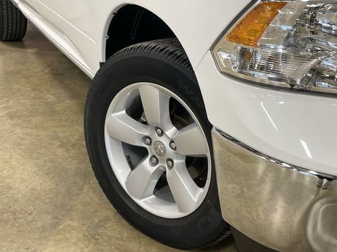 Used 2024 RAM 1500 Classic SLT AWD/4WD image 11