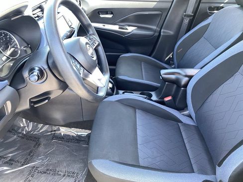 Certified 2025 Nissan Versa SV w/ Trunk Package FWD image 27