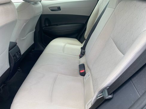 Used 2022 Toyota Corolla Cross L FWD image 16