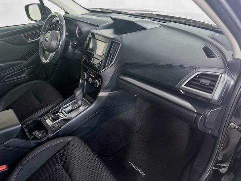 Used 2023 Subaru Forester Premium AWD/4WD image 30