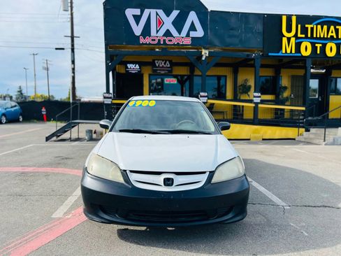 Used 2004 Honda Civic LX image 2