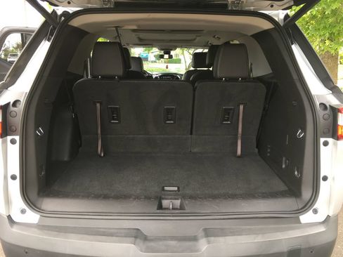 Used 2019 Chevrolet Traverse LT w/ LT Premium Package AWD/4WD image 30