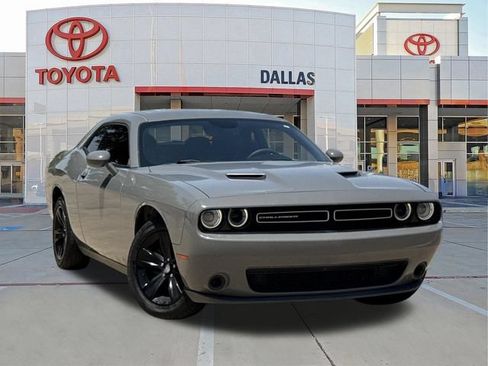 Used 2017 Dodge Challenger SXT w/ Sound Group RWD image 1