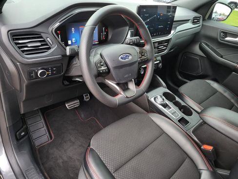 Used 2023 Ford Escape ST-Line w/ Tech Pack #1 image 19