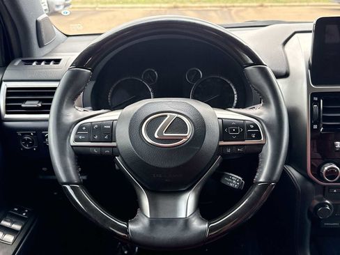 Used 2023 Lexus GX 460 Luxury w/ Accessory Package image 26