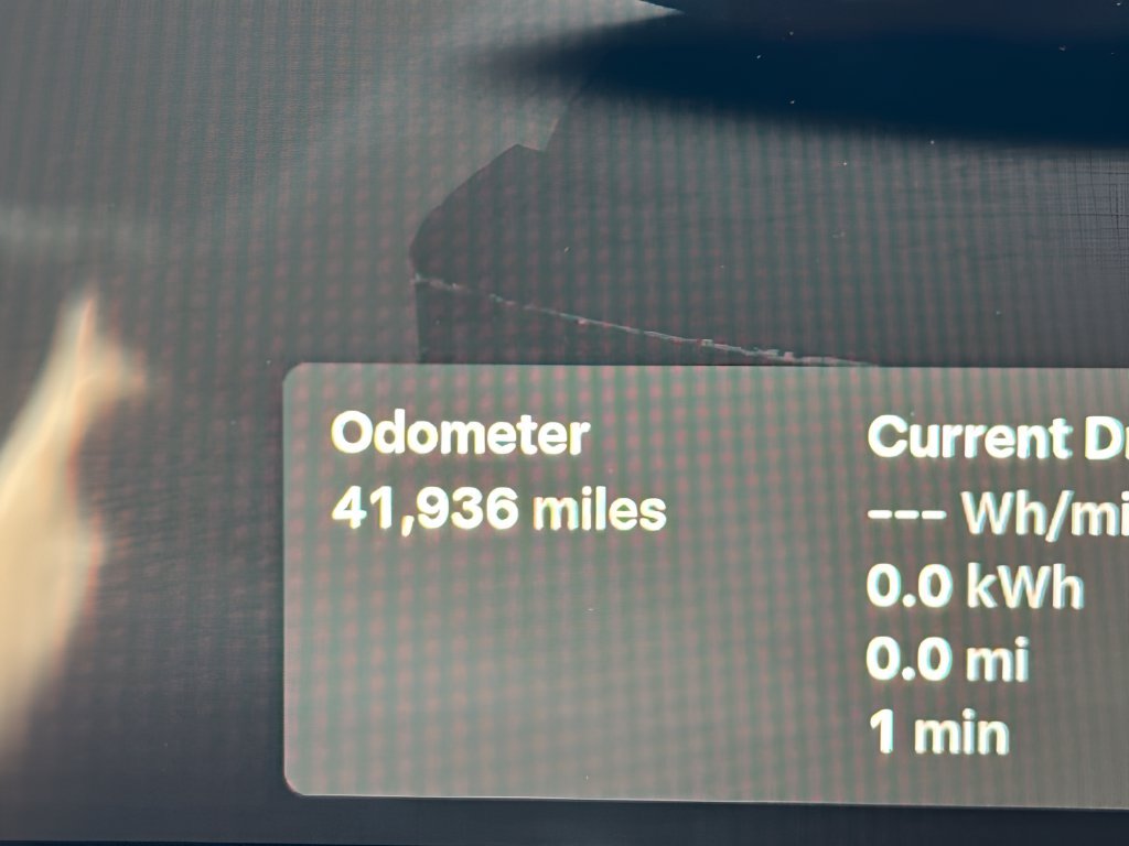 Used 2023 Tesla Model Y Performance AWD/4WD image 24