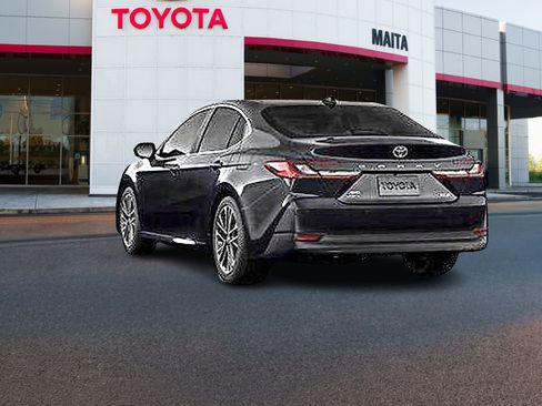 Used 2026 Toyota Camry XLE w/ Premium Plus Package AWD/4WD image 7