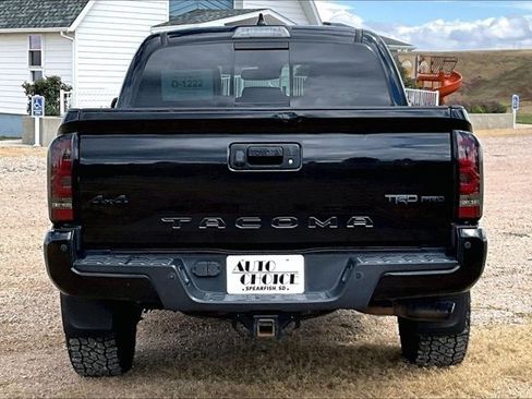 Used 2021 Toyota Tacoma TRD Pro AWD/4WD image 6